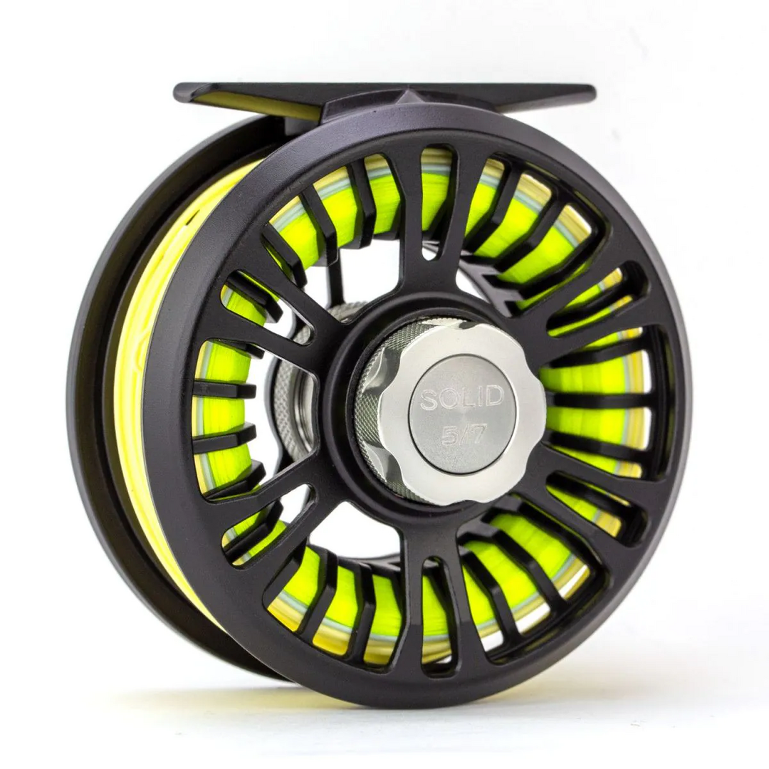 Traun River Solid Fliegenrolle (black/steel)